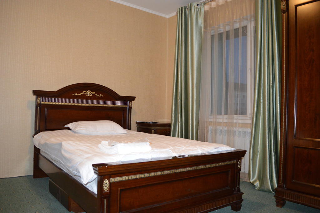 Ereimentau Hotel Astana Værelse billede
